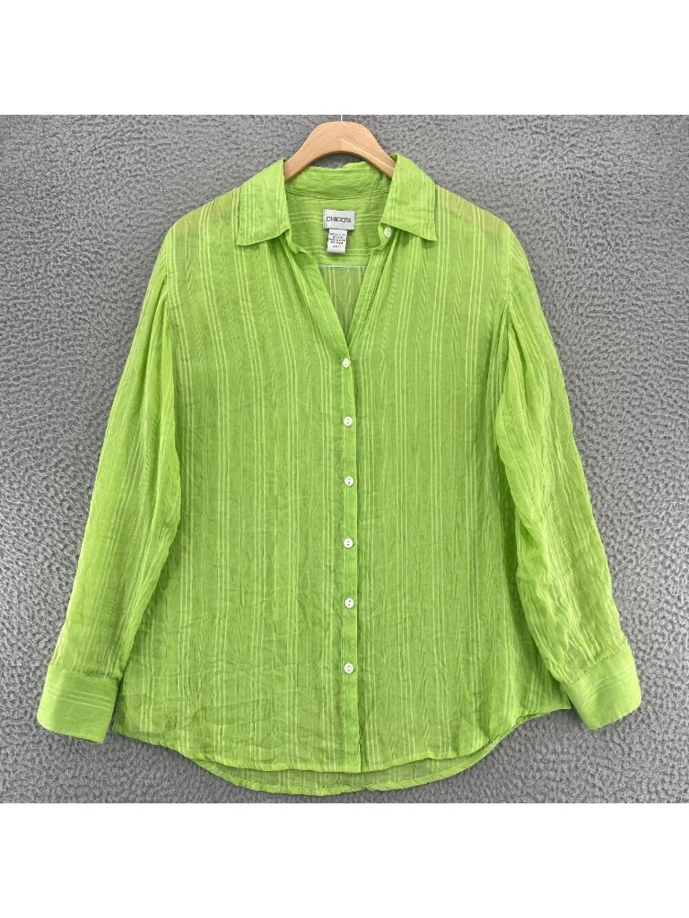 Chicos Shirt Womens 0 US Small Green Cotton Silk Blend Button Up Long Sleeves